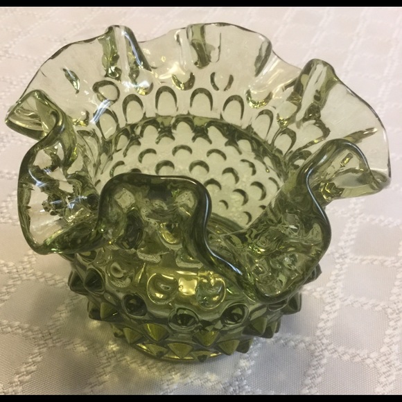 Fenton Green Hobnail Vase - Picture 4 of 4